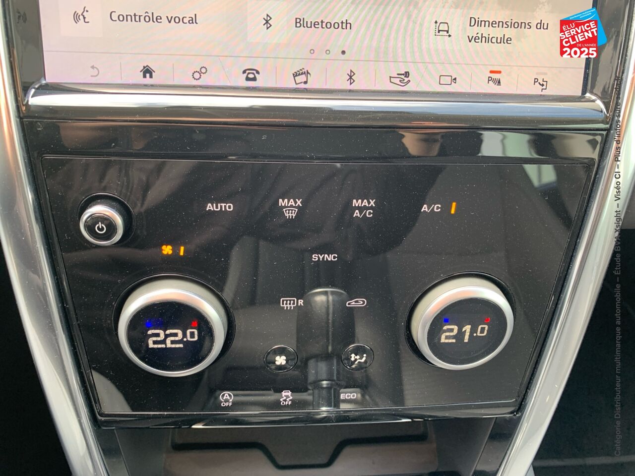 Véhicule d'occasion LAND-ROVER DISCOVERY SPORT 2.0 D 150CH BUSINESS MARK V CAMERA CARPLAY chez Toyota Thionville