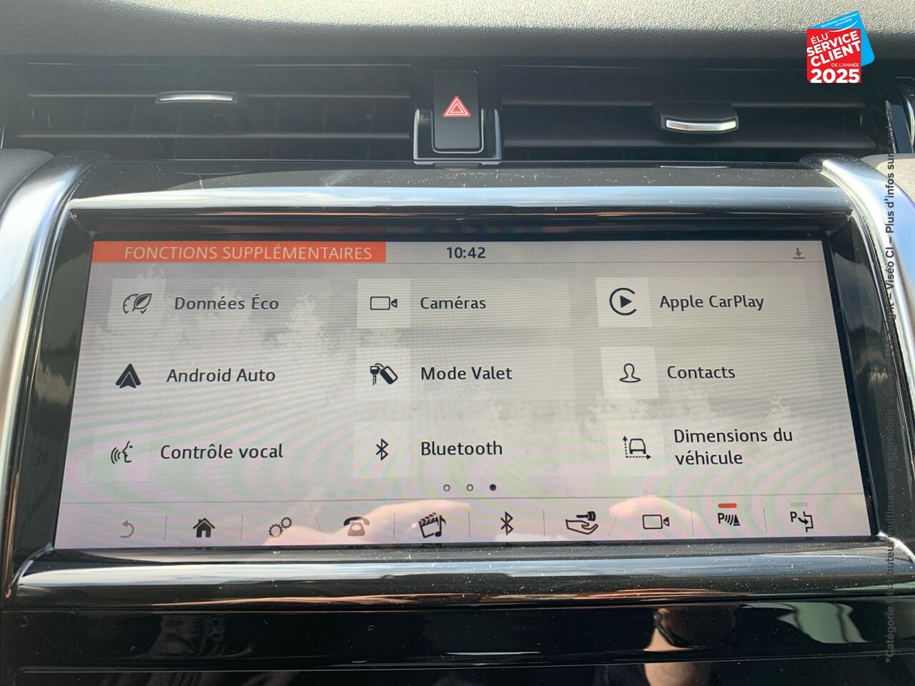 Véhicule d'occasion LAND-ROVER DISCOVERY SPORT 2.0 D 150CH BUSINESS MARK V CAMERA CARPLAY chez Toyota Thionville