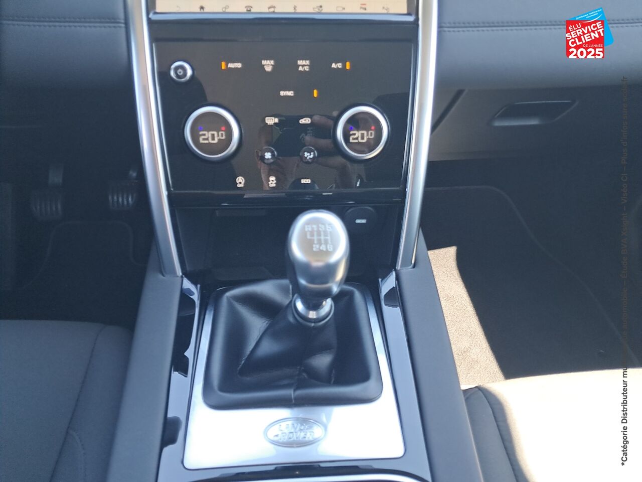 Véhicule d'occasion LAND-ROVER DISCOVERY SPORT 2.0 D 150CH BUSINESS MARK V CAMERA CARPLAY chez Hyundai Chalons