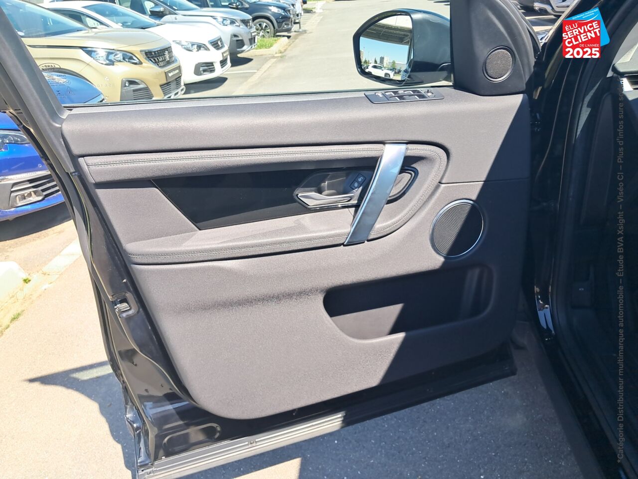 Véhicule d'occasion LAND-ROVER DISCOVERY SPORT 2.0 D 150CH BUSINESS MARK V CAMERA CARPLAY chez Hyundai Chalons