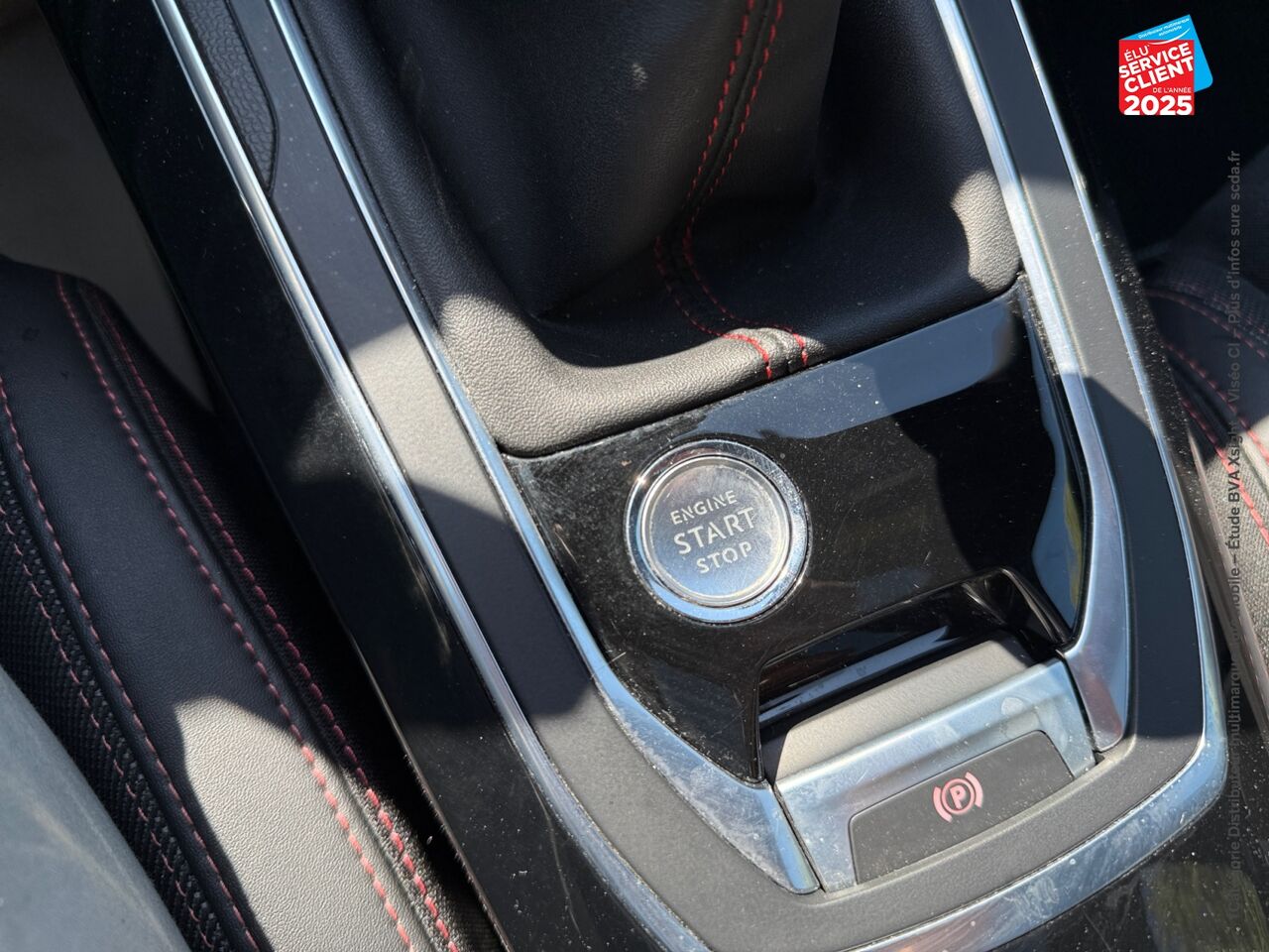 Véhicule d'occasion PEUGEOT 308 1.2 PURETECH 130CH E6.3 S/S GT LINE GPS CAMERA CARPLAY chez Renault Saint-Louis