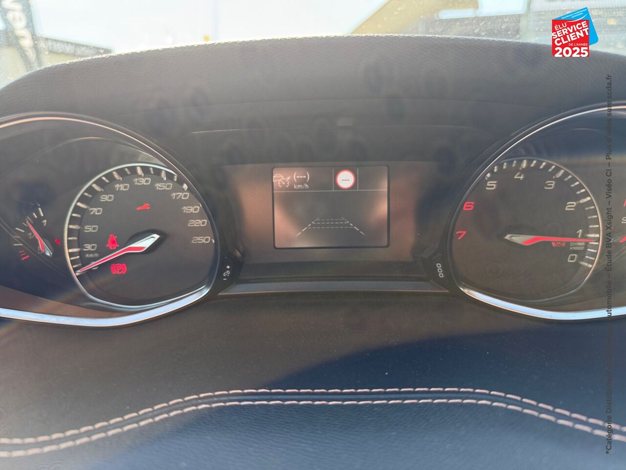Véhicule d'occasion PEUGEOT 308 1.2 PURETECH 130CH E6.3 S/S GT LINE GPS CAMERA CARPLAY chez Renault Saint-Louis