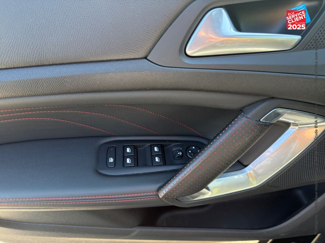 Véhicule d'occasion PEUGEOT 308 1.2 PURETECH 130CH E6.3 S/S GT LINE GPS CAMERA CARPLAY chez Renault Saint-Louis