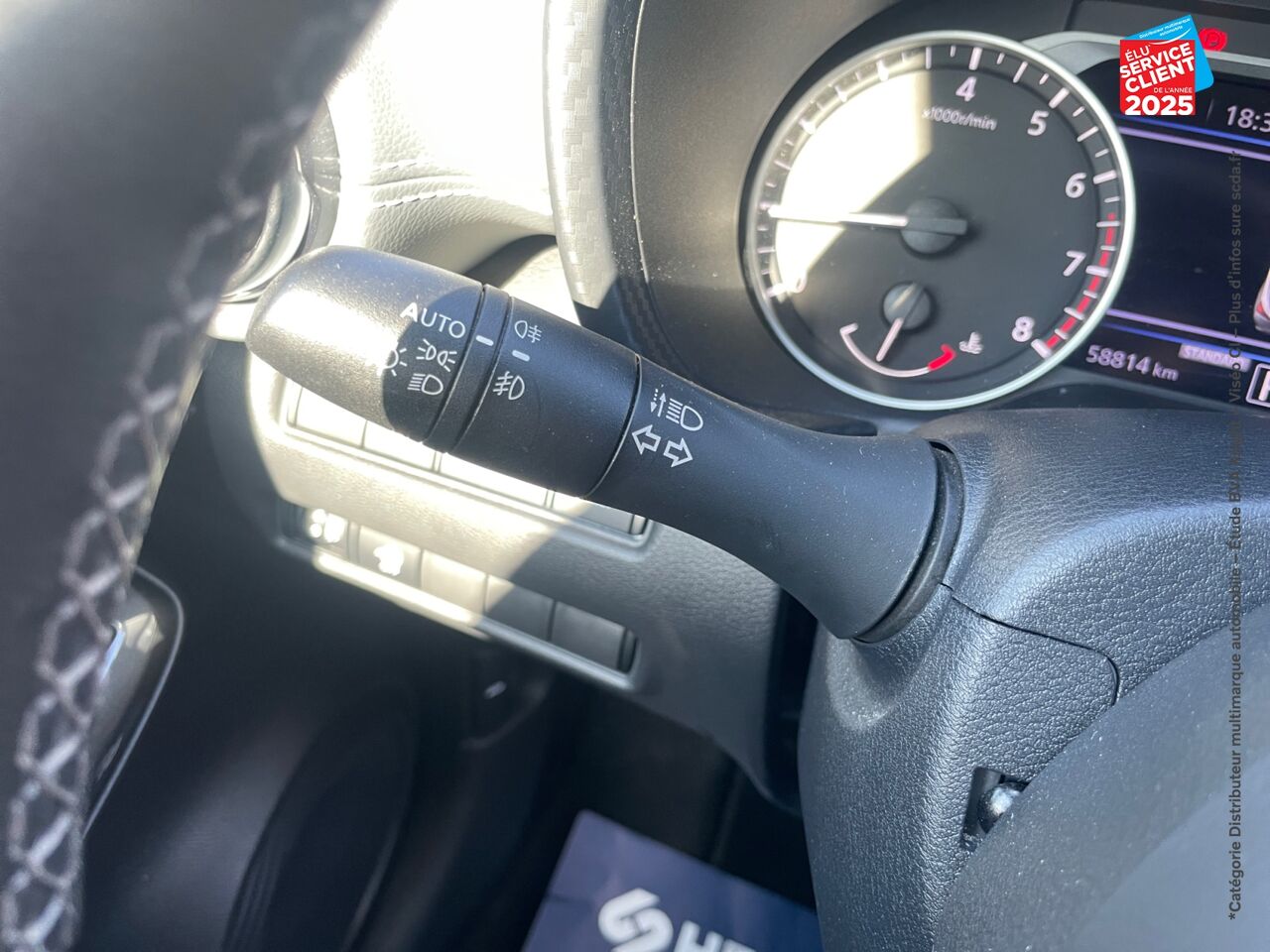Véhicule d'occasion NISSAN JUKE 1.0 DIG-T 117CH TEKNA DCT SIEGES CHAUF CAMERA BOSE chez Renault Colmar