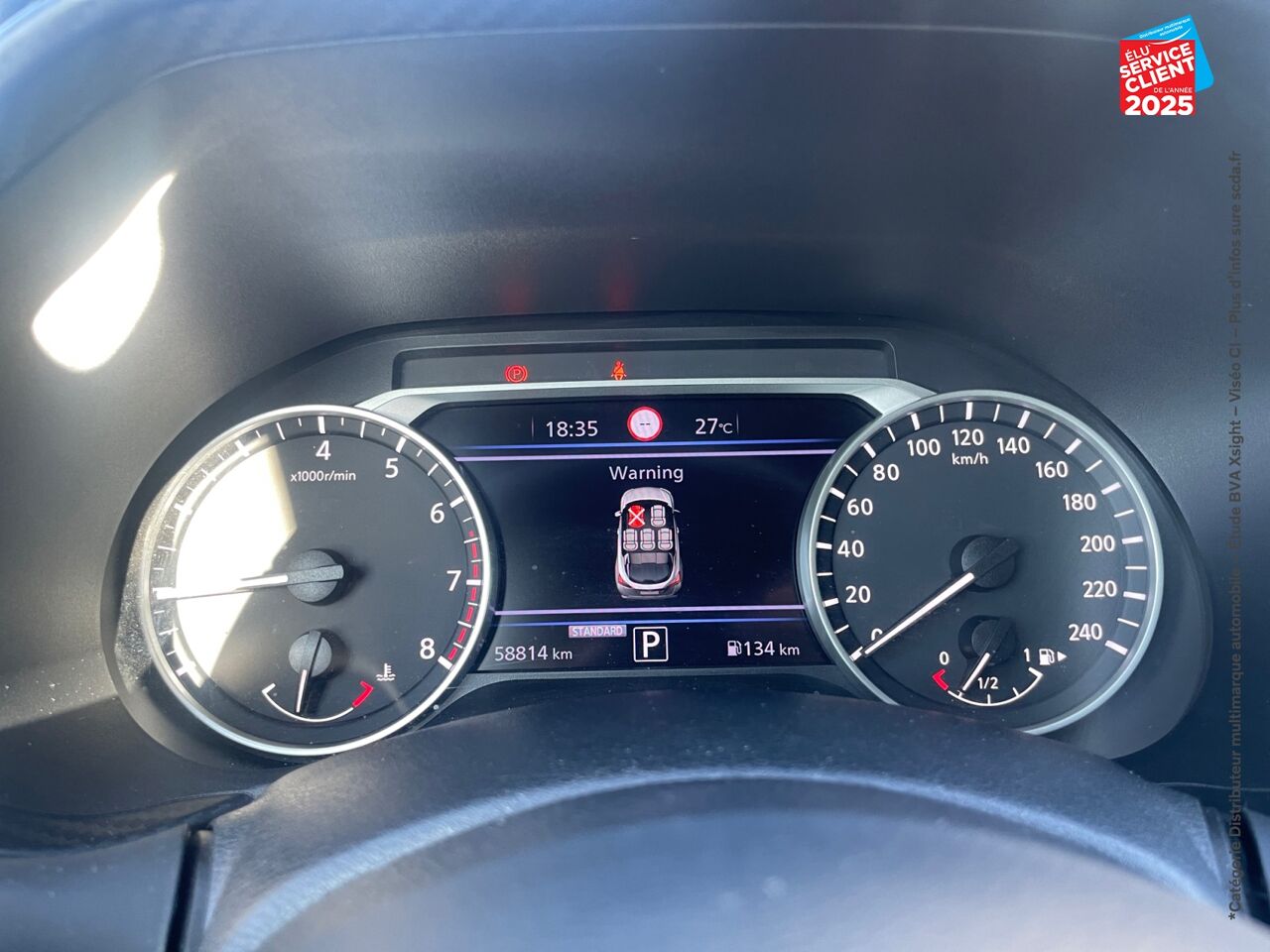 Véhicule d'occasion NISSAN JUKE 1.0 DIG-T 117CH TEKNA DCT SIEGES CHAUF CAMERA BOSE chez Renault Colmar