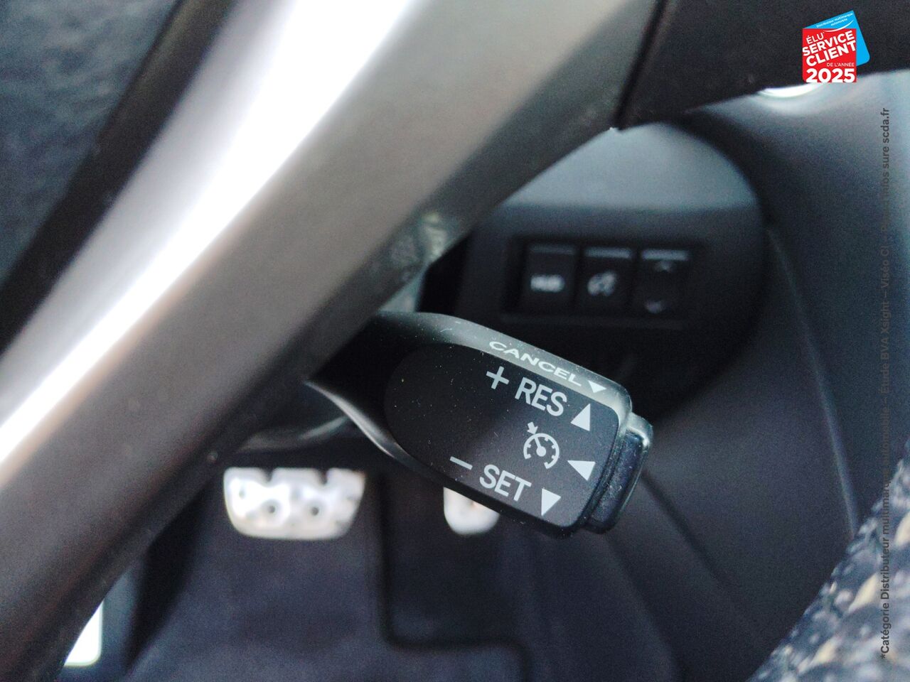 Véhicule d'occasion LEXUS RX 450H 4WD F SPORT TPANO SIEGES CHAUF/CUIR GPS CAMERA chez MINI Lons-Le-Saunier