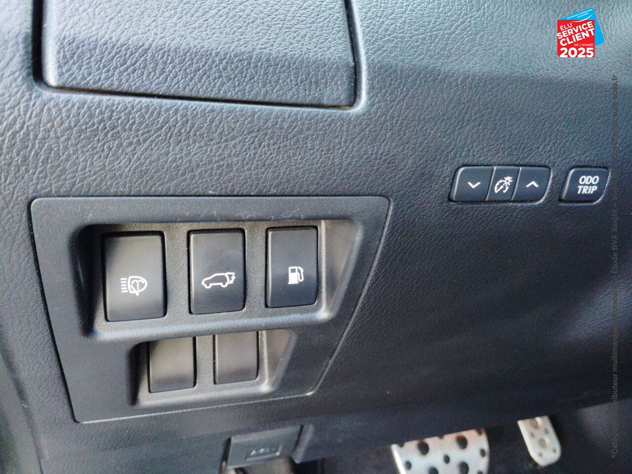 Véhicule d'occasion LEXUS RX 450H 4WD F SPORT TPANO SIEGES CHAUF/CUIR GPS CAMERA chez MINI Lons-Le-Saunier