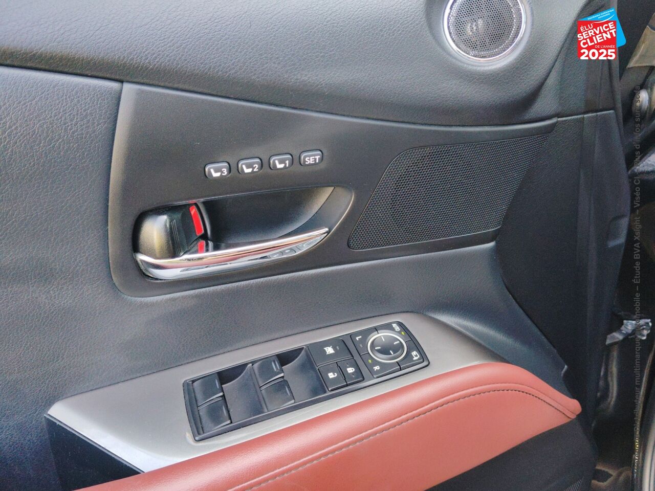 Véhicule d'occasion LEXUS RX 450H 4WD F SPORT TPANO SIEGES CHAUF/CUIR GPS CAMERA chez MINI Lons-Le-Saunier