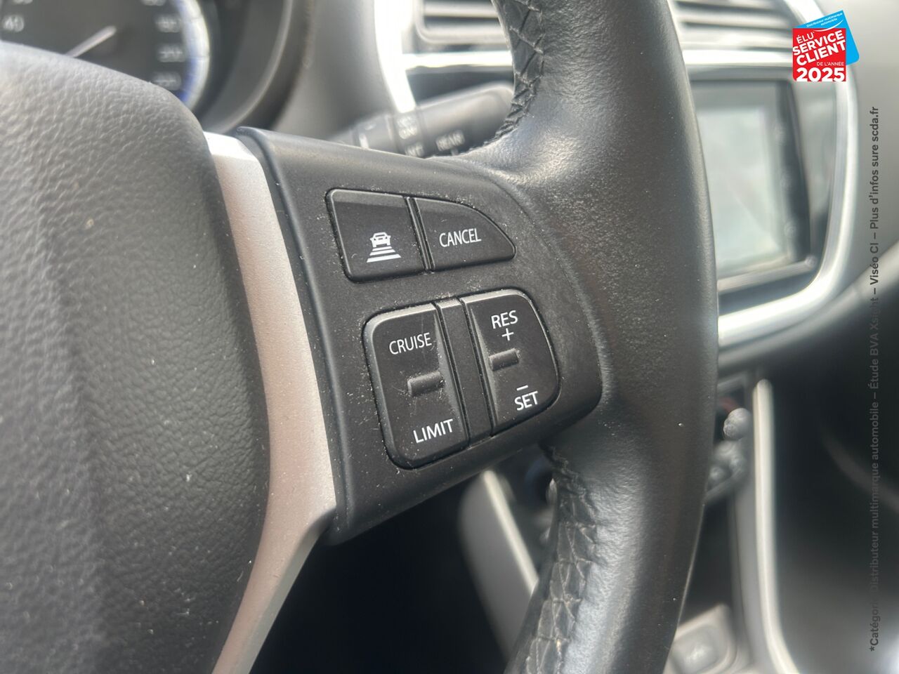 Véhicule d'occasion SUZUKI S-CROSS 1.4 BOOSTERJET HYBRID 129CH PRIVILEGE EURO6D-T chez Hyundai Chalons
