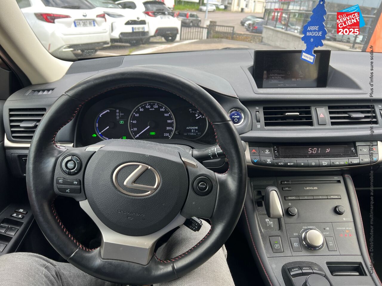 Véhicule d'occasion LEXUS CT 200H PACK chez Renault Saint-Louis