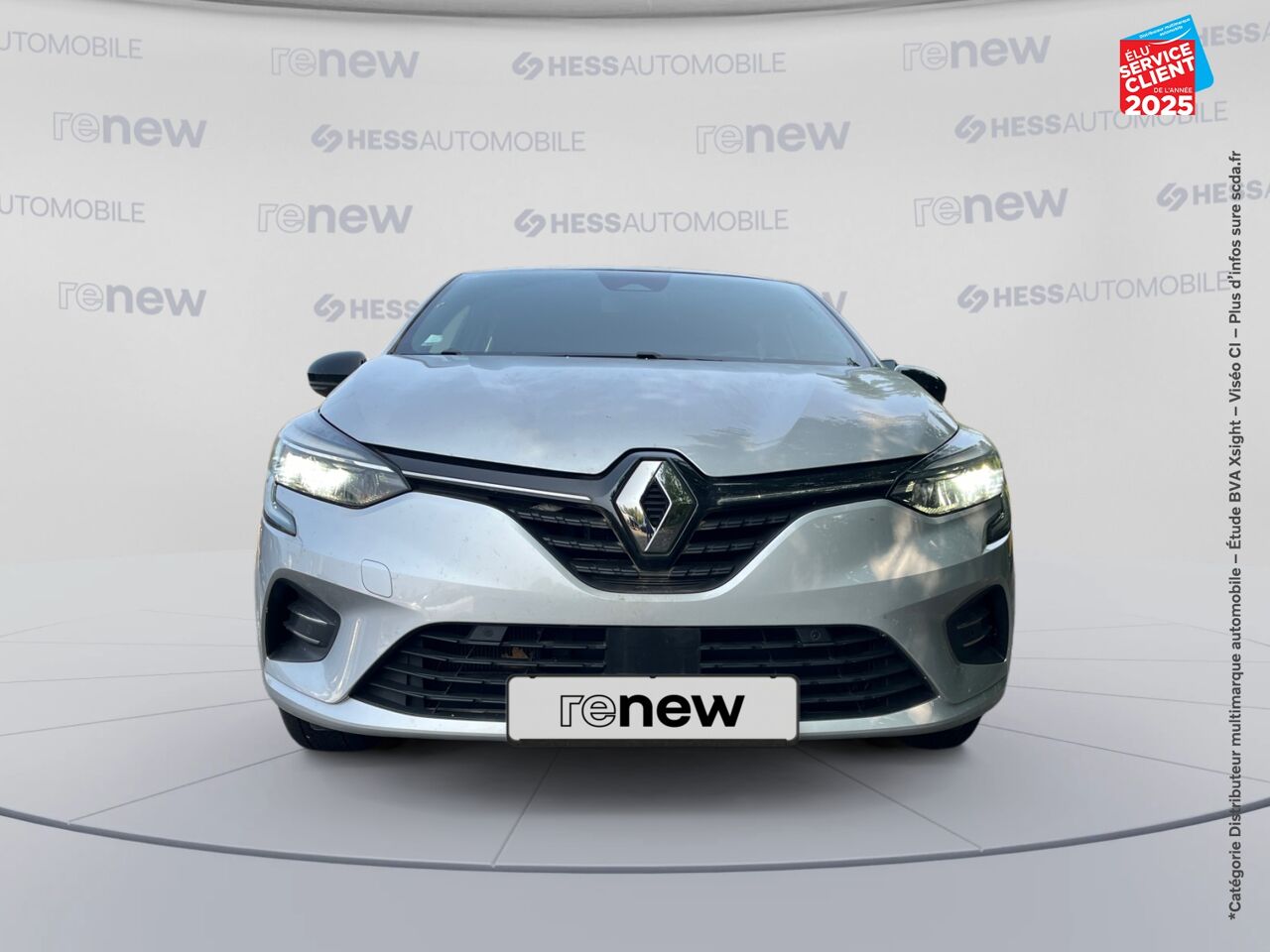 Véhicule d'occasion RENAULT CLIO 1.6 E-TECH HYBRIDE 140CH LIMITED -21N GPS CAMERA chez HESS Automobile
