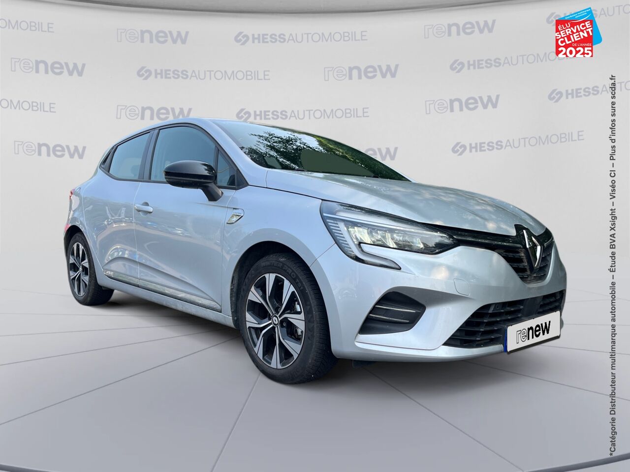 Véhicule d'occasion RENAULT CLIO 1.6 E-TECH HYBRIDE 140CH LIMITED -21N GPS CAMERA chez HESS Automobile