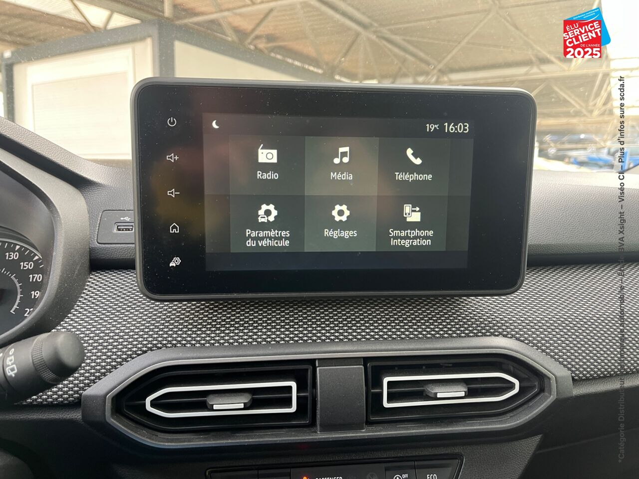 Véhicule d'occasion DACIA JOGGER 1.0 ECO-G 100CH EXPRESSION 7 PLACES -24 chez Toyota Thionville
