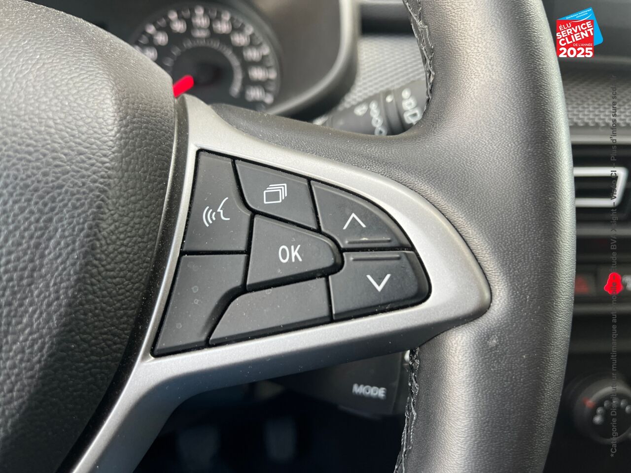 Véhicule d'occasion DACIA JOGGER 1.0 ECO-G 100CH EXPRESSION 7 PLACES -24 chez Toyota Thionville