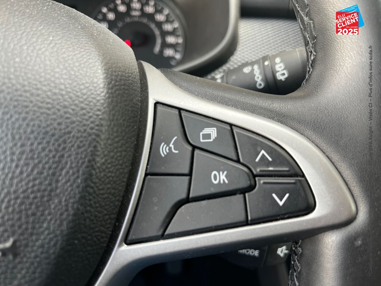 Véhicule d'occasion DACIA JOGGER 1.0 ECO-G 100CH EXPRESSION 7 PLACES -24 chez Toyota Thionville