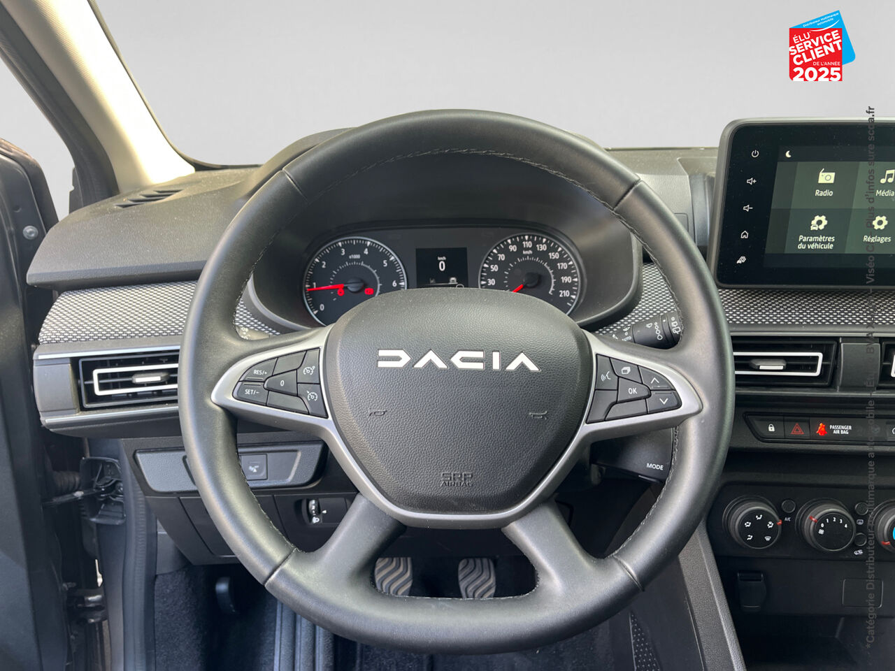 Véhicule d'occasion DACIA JOGGER 1.0 ECO-G 100CH EXPRESSION 7 PLACES -24 chez Toyota Thionville