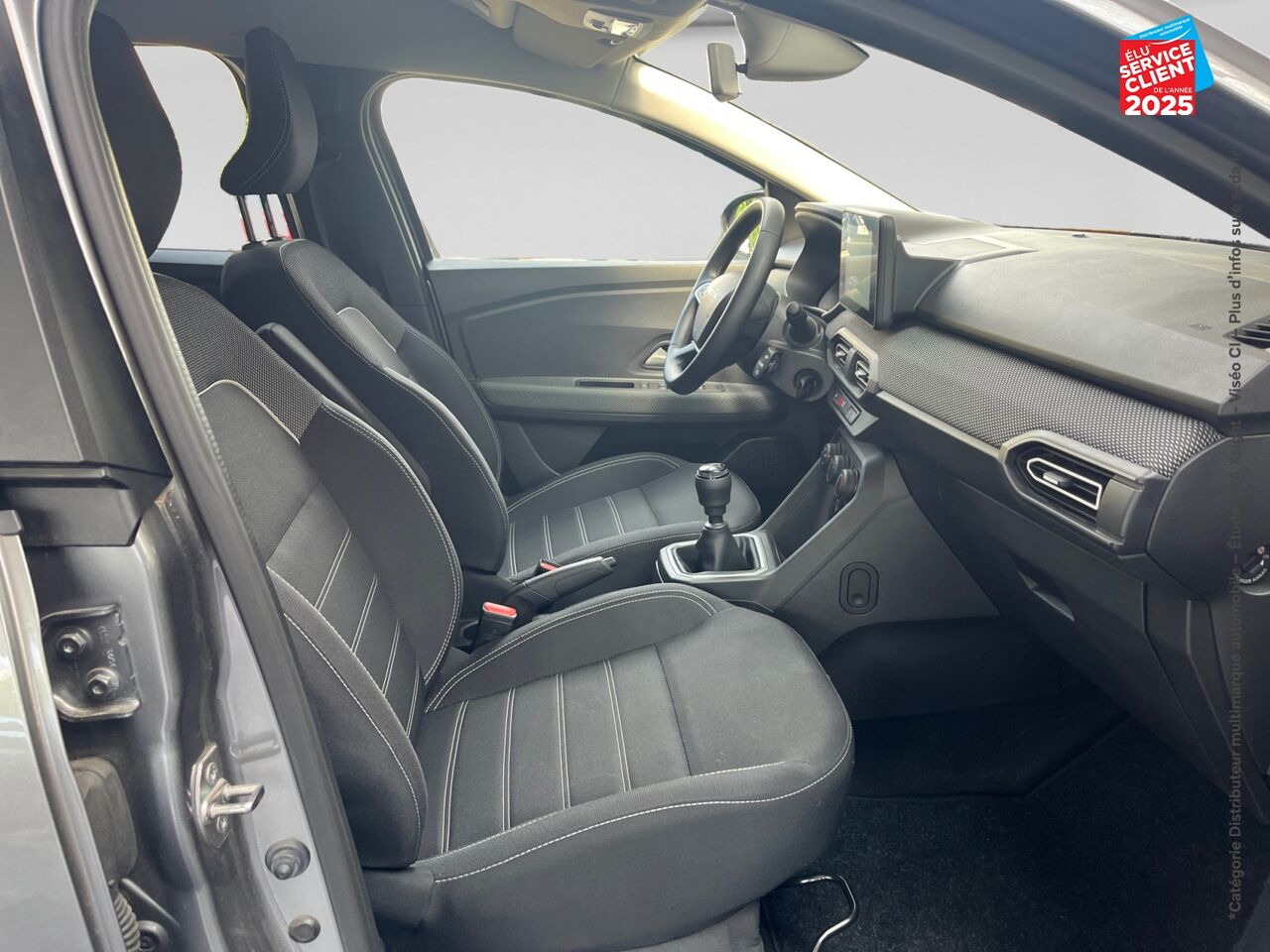 Véhicule d'occasion DACIA JOGGER 1.0 ECO-G 100CH EXPRESSION 7 PLACES -24 chez Toyota Thionville