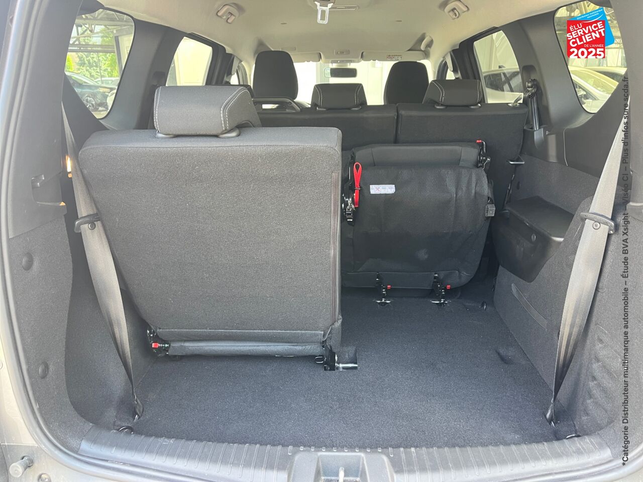 Véhicule d'occasion DACIA JOGGER 1.0 ECO-G 100CH EXPRESSION 7 PLACES -24 chez Toyota Thionville