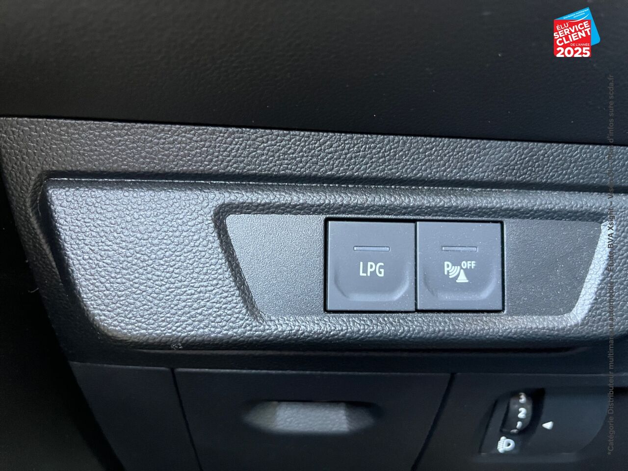 Véhicule d'occasion DACIA JOGGER 1.0 ECO-G 100CH EXPRESSION 7 PLACES -24 chez Toyota Thionville