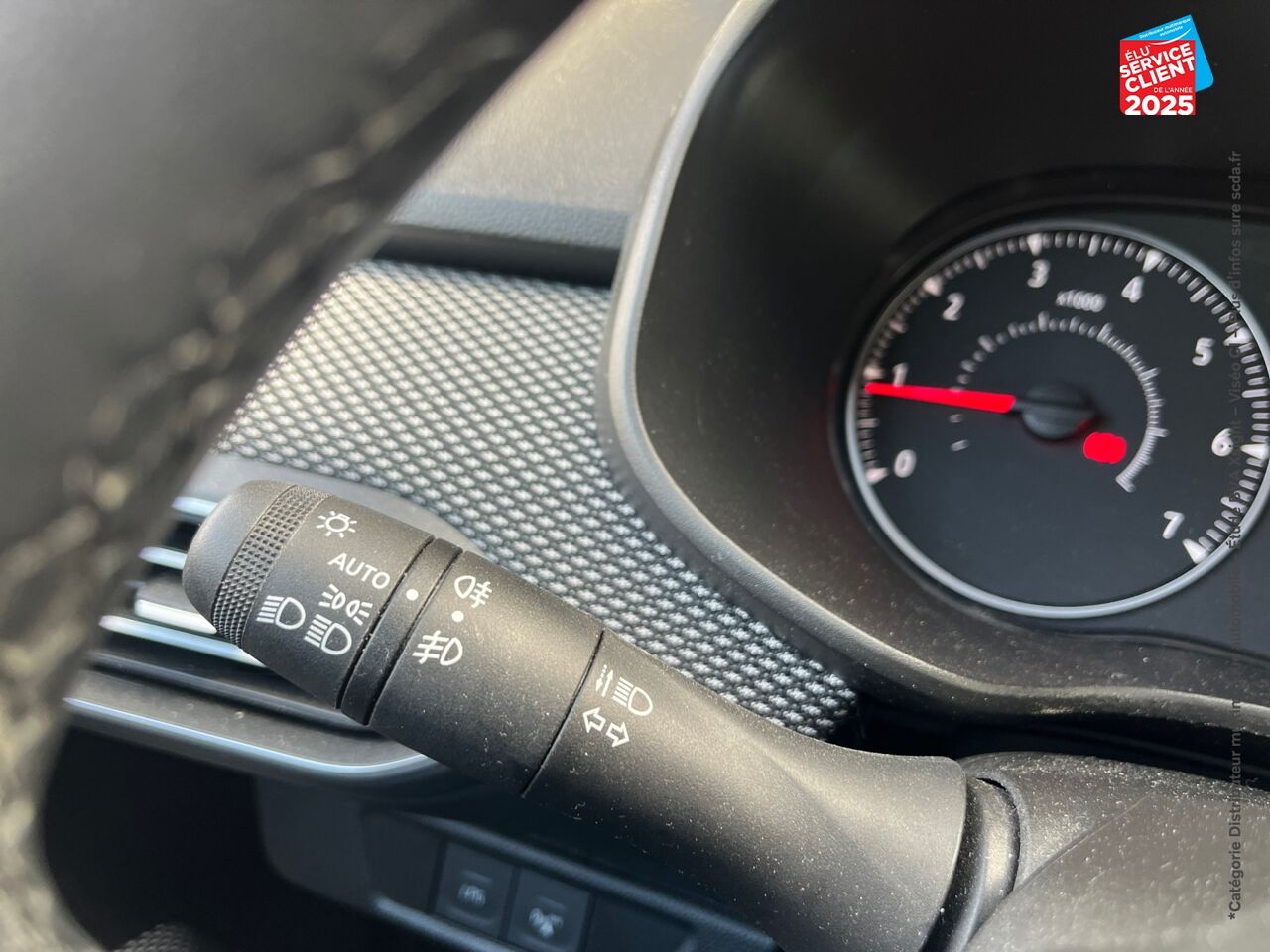 Véhicule d'occasion DACIA JOGGER 1.0 ECO-G 100CH EXPRESSION 7 PLACES -24 chez Toyota Thionville