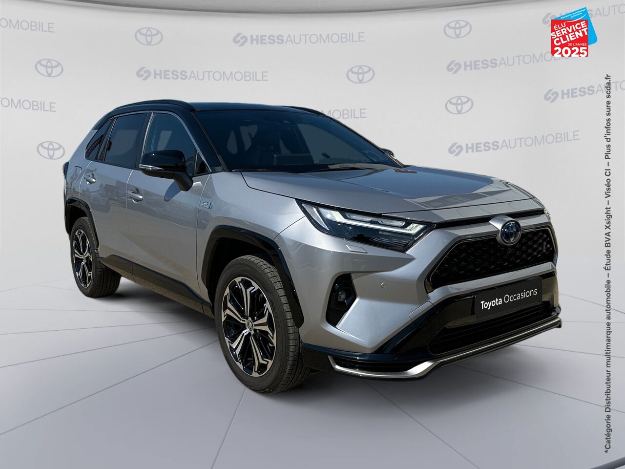 Véhicule d'occasion TOYOTA RAV4 2.5 HYBRIDE RECHARGEABLE 306CH COLLECTION AWD-I MY25 SIEGE CHAUF CAMERA GPS chez Hyundai Epernay