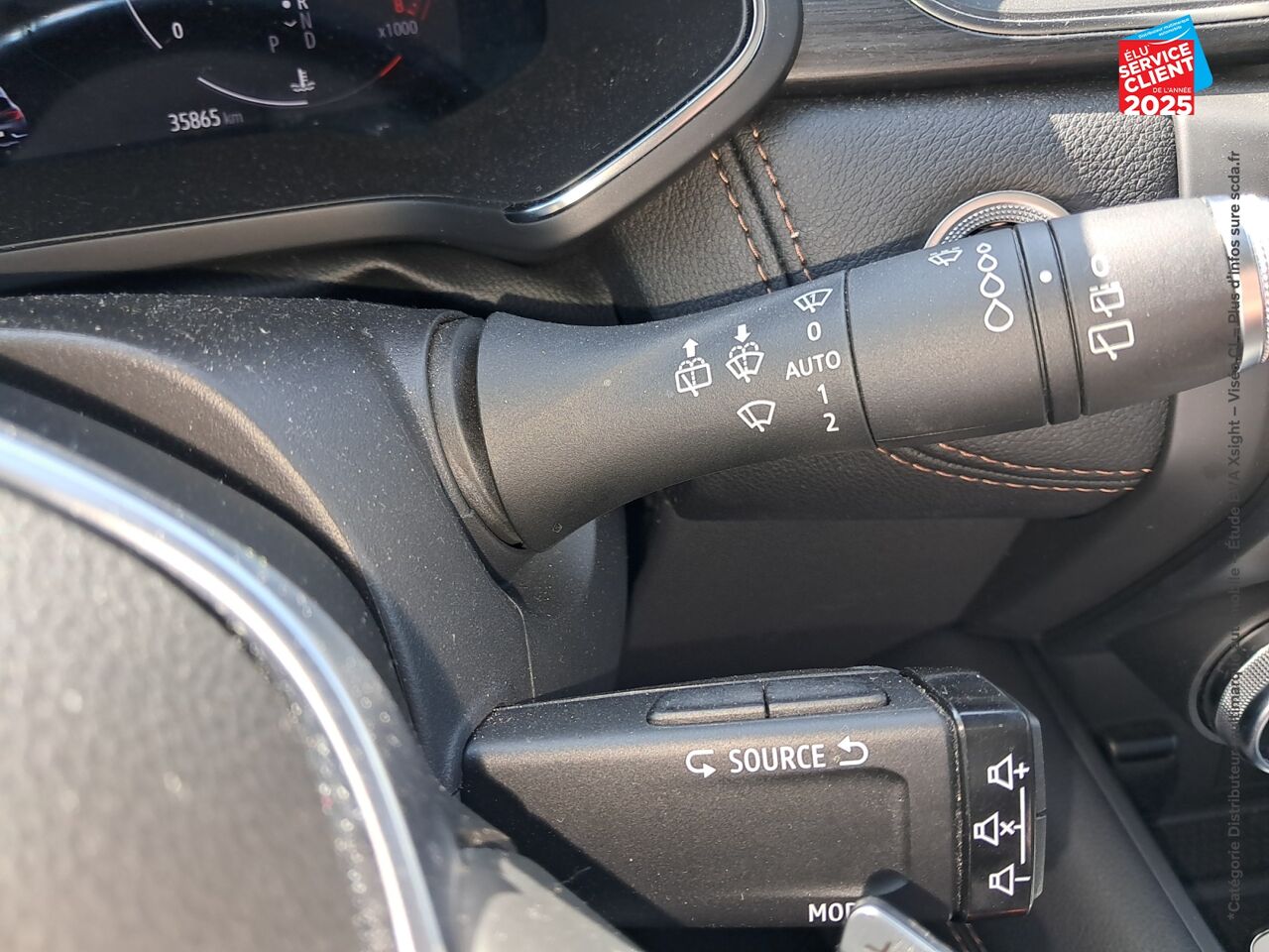 Véhicule d'occasion RENAULT CAPTUR 1.3 TCE 155CH FAP INITIALE PARIS EDC chez Toyota Thionville