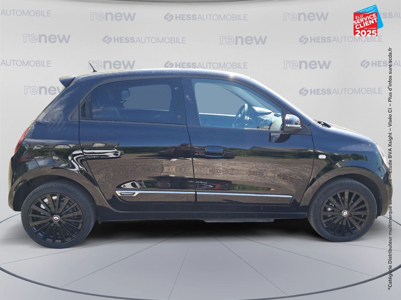 Véhicule d'occasion RENAULT TWINGO E-TECH ELECTRIC URBAN NIGHT R80 ACHAT INTEGRAL chez Toyota Thionville