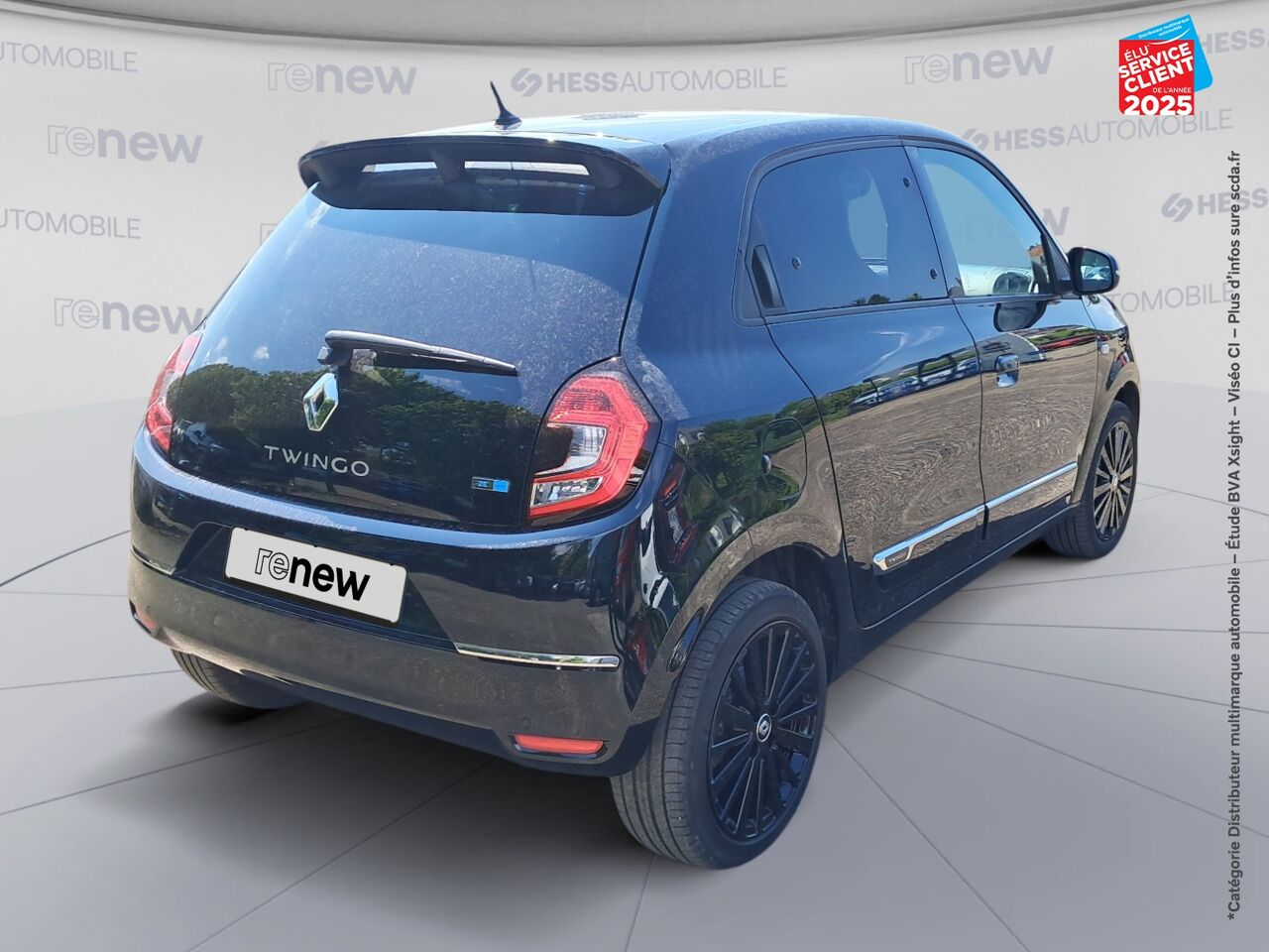 Véhicule d'occasion RENAULT TWINGO E-TECH ELECTRIC URBAN NIGHT R80 ACHAT INTEGRAL chez Toyota Thionville