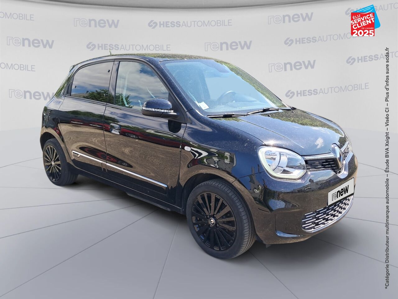 Véhicule d'occasion RENAULT TWINGO E-TECH ELECTRIC URBAN NIGHT R80 ACHAT INTEGRAL chez Toyota Thionville