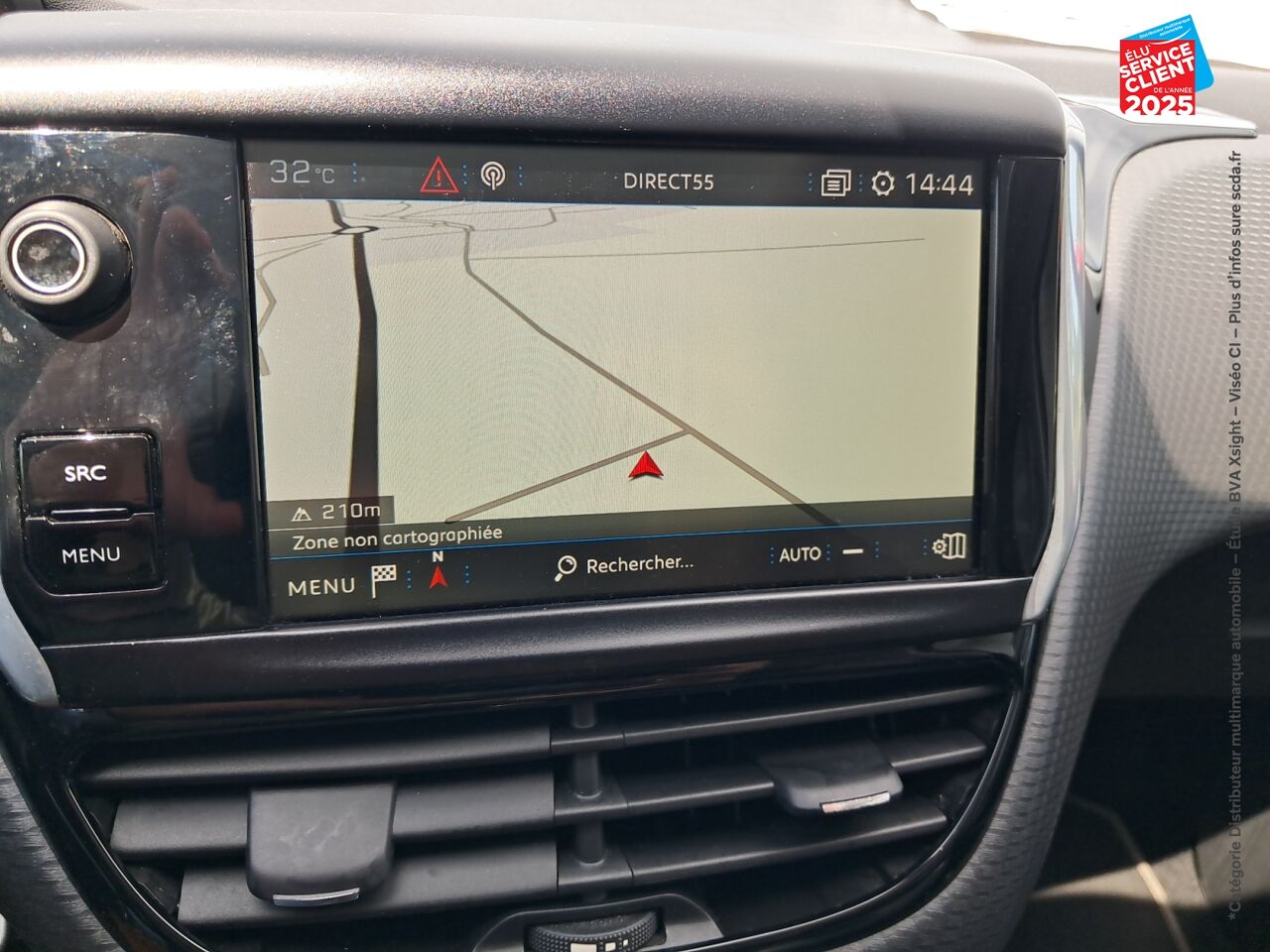 Véhicule d'occasion PEUGEOT 2008 1.2 PURETECH 130CH E6.C CROSSWAY SS EAT6 chez Dacia Mulhouse