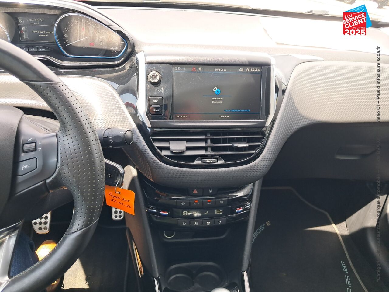 Véhicule d'occasion PEUGEOT 2008 1.2 PURETECH 130CH E6.C CROSSWAY SS EAT6 chez Dacia Mulhouse