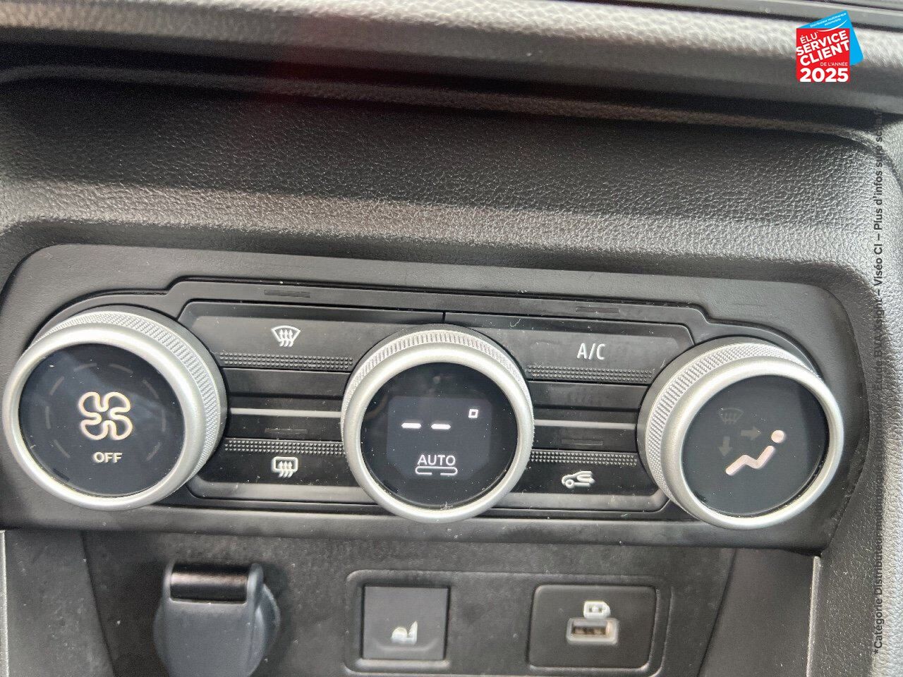 Véhicule d'occasion DACIA SANDERO 1.0 ECO-G 100CH STEPWAY EXTREME + GPS chez Toyota Verdun