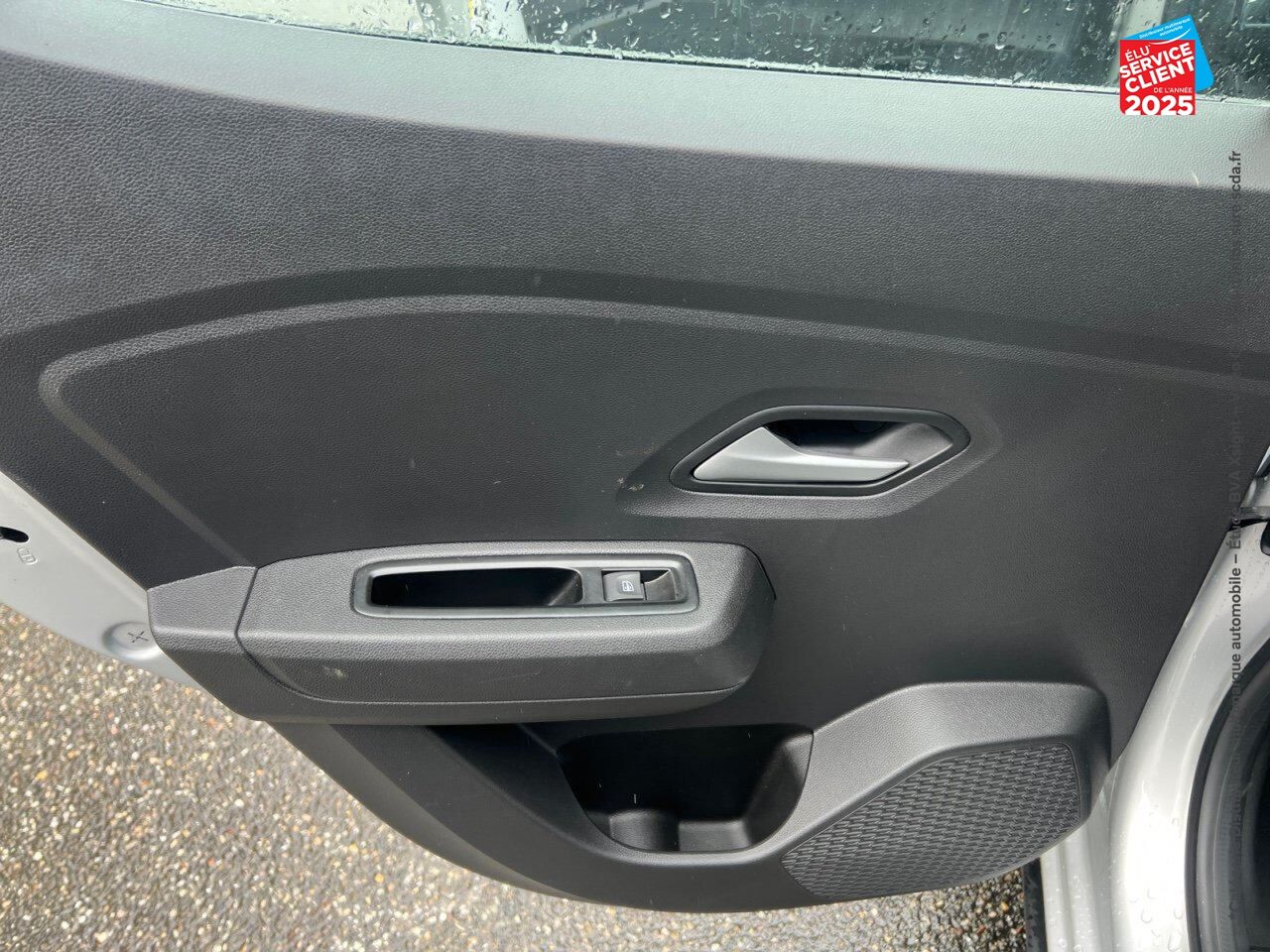 Véhicule d'occasion DACIA SANDERO 1.0 ECO-G 100CH STEPWAY EXTREME + GPS chez Toyota Verdun