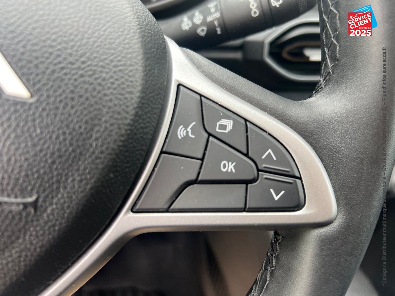 Véhicule d'occasion DACIA SANDERO 1.0 ECO-G 100CH STEPWAY EXTREME + GPS chez Toyota Verdun