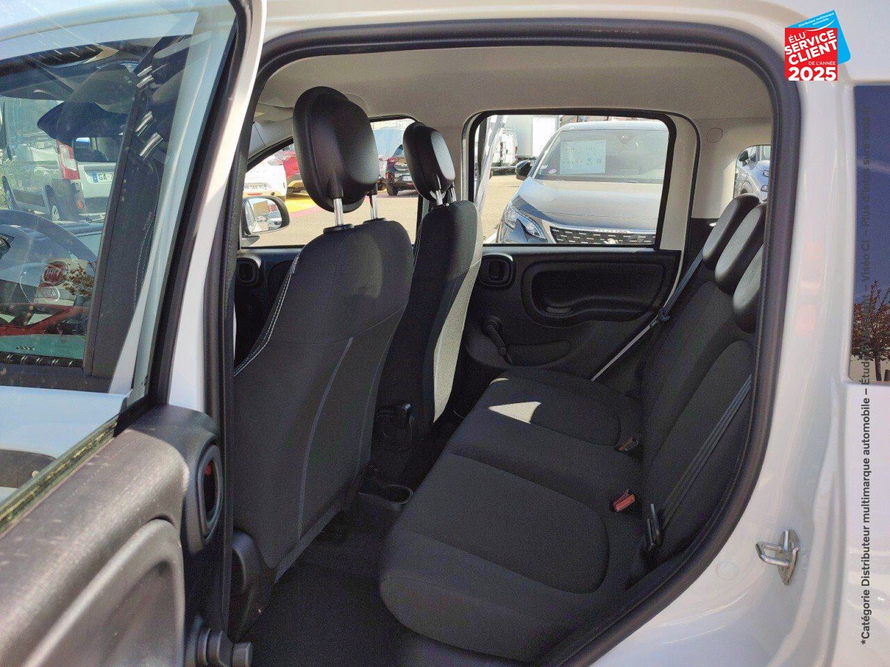 Véhicule d'occasion FIAT PANDA CLASSIC 1.0 70CH BSG SS CITY chez Dacia Mulhouse