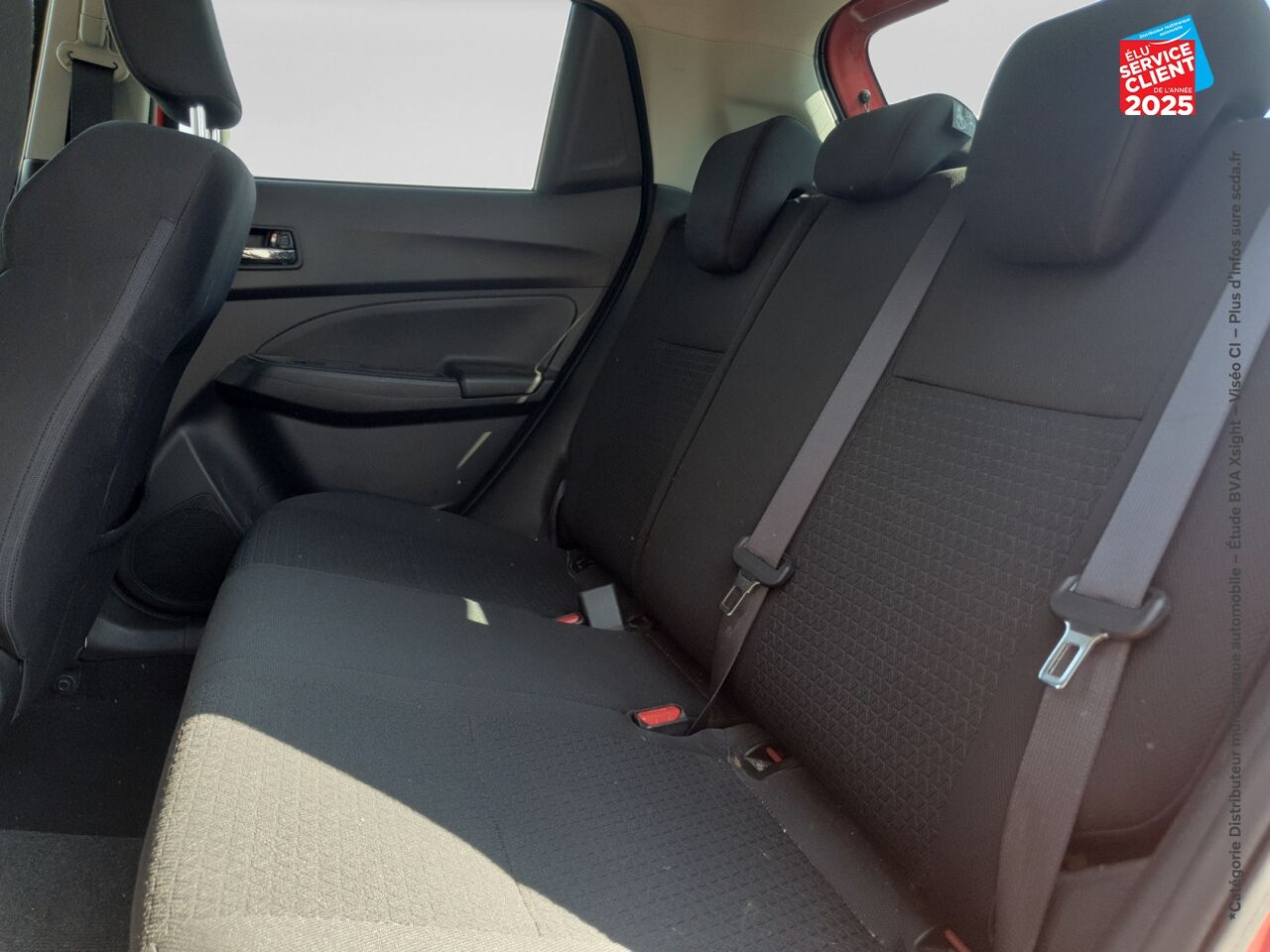 Véhicule d'occasion SUZUKI SWIFT 1.0 BOOSTERJET HYBRID SHVS 111CH PACK EURO6D-T chez Renault Strasbourg