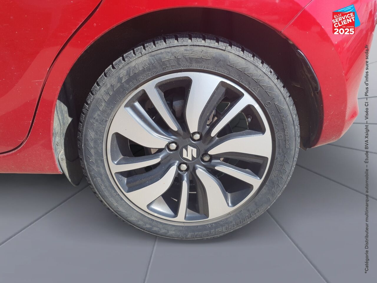 Véhicule d'occasion SUZUKI SWIFT 1.0 BOOSTERJET HYBRID SHVS 111CH PACK EURO6D-T chez Renault Strasbourg