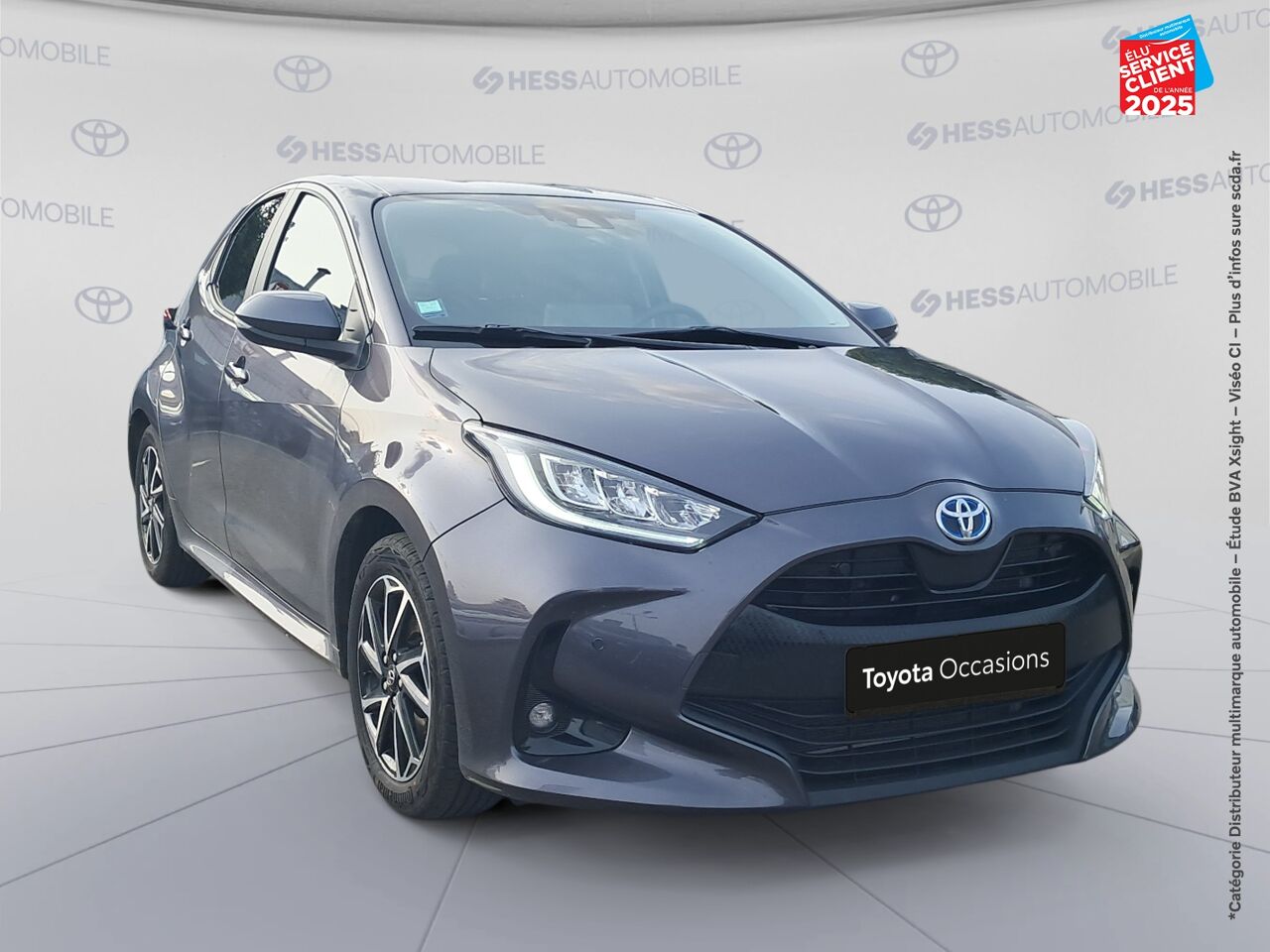 Véhicule d'occasion TOYOTA YARIS 116H DESIGN 5P MY22 chez Toyota Verdun