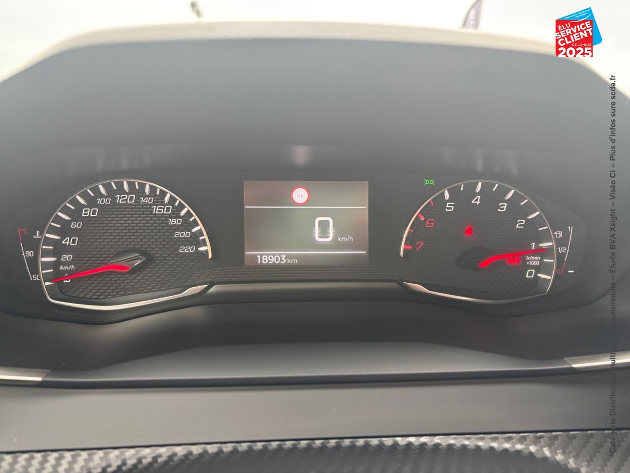 Véhicule d'occasion PEUGEOT 2008 1.2 PURETECH 100CH S/S STYLE CARPLAY chez Opel Bar le Duc