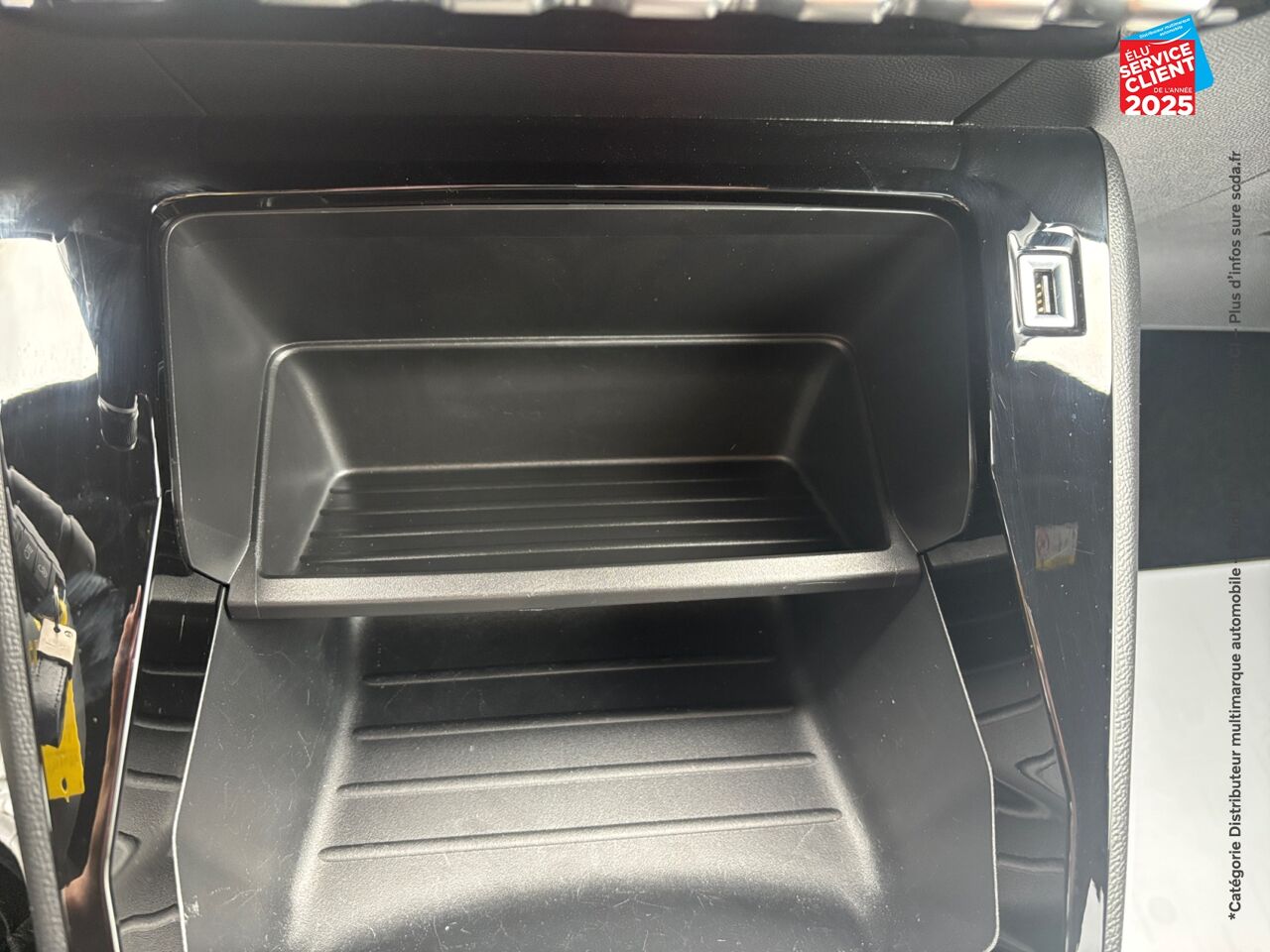 Véhicule d'occasion PEUGEOT 2008 1.2 PURETECH 100CH S/S STYLE CARPLAY chez Opel Bar le Duc