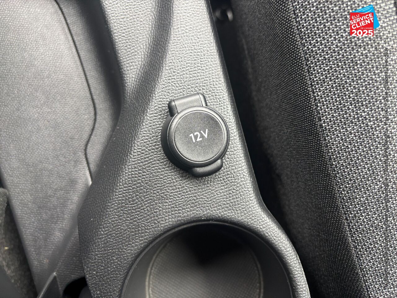 Véhicule d'occasion PEUGEOT 2008 1.2 PURETECH 100CH S/S STYLE CARPLAY chez Opel Bar le Duc