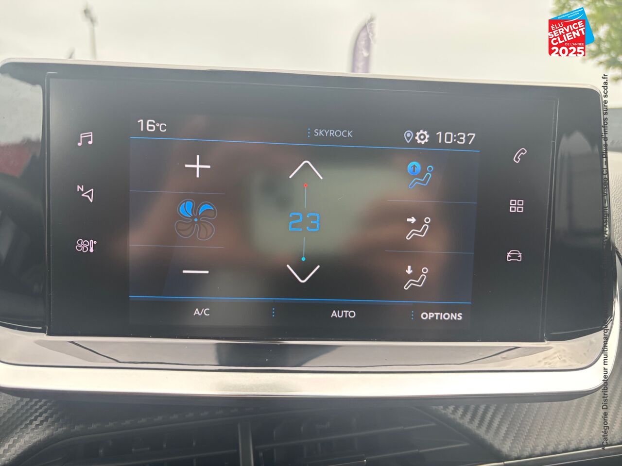 Véhicule d'occasion PEUGEOT 2008 1.2 PURETECH 100CH S/S STYLE CARPLAY chez Opel Bar le Duc
