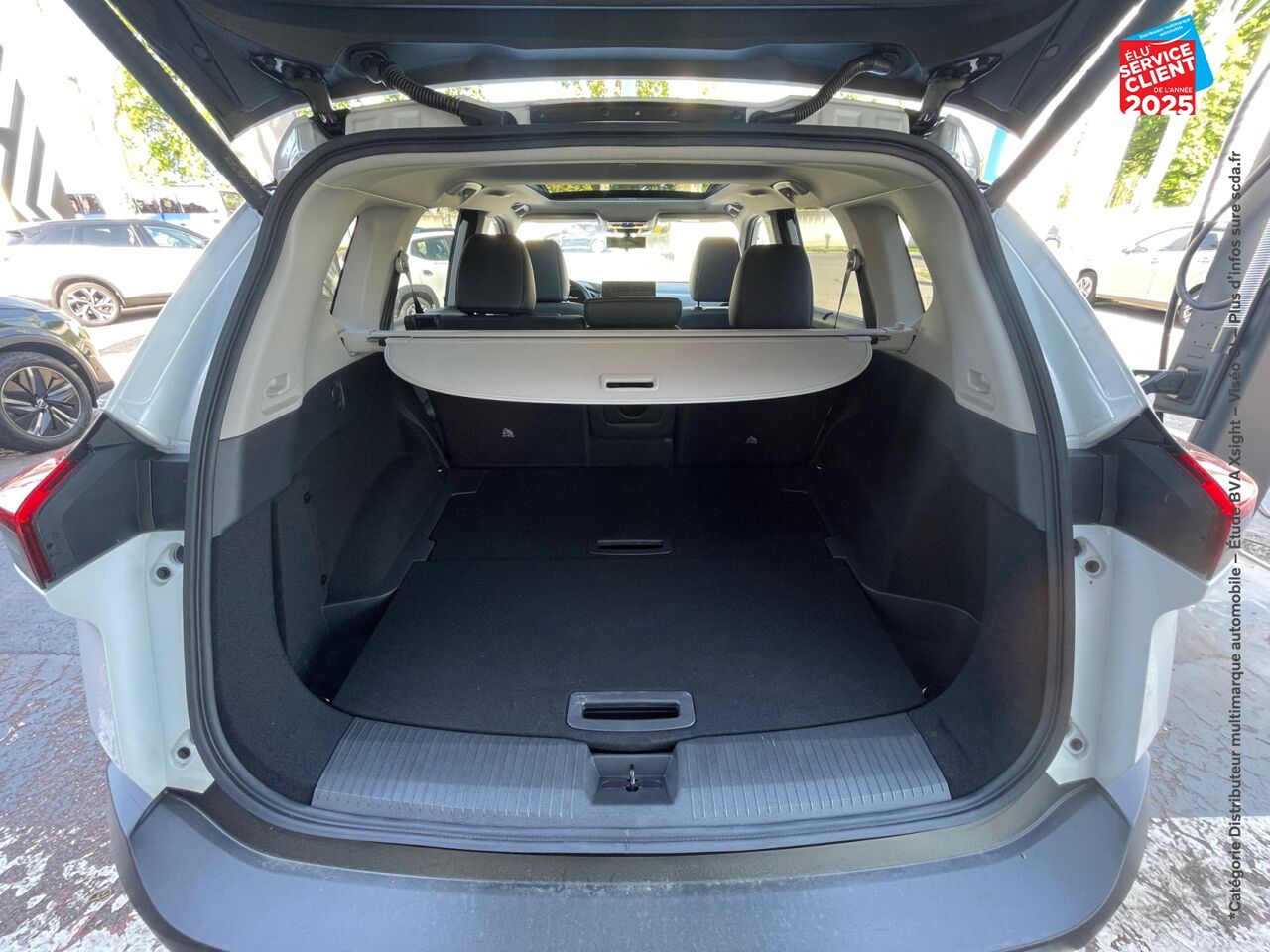 Véhicule d'occasion NISSAN X-TRAIL E-POWER 204 CH TEKNA chez Opel Verdun