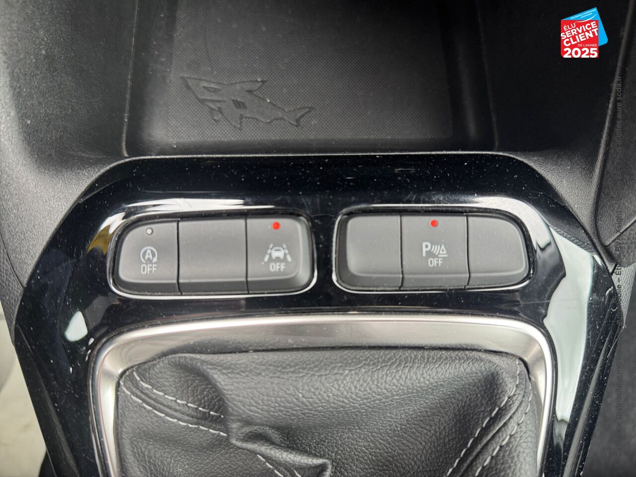 Véhicule d'occasion OPEL CORSA 1.2 75CH ELEGANCE BUSINESS chez Renault Saint-Louis