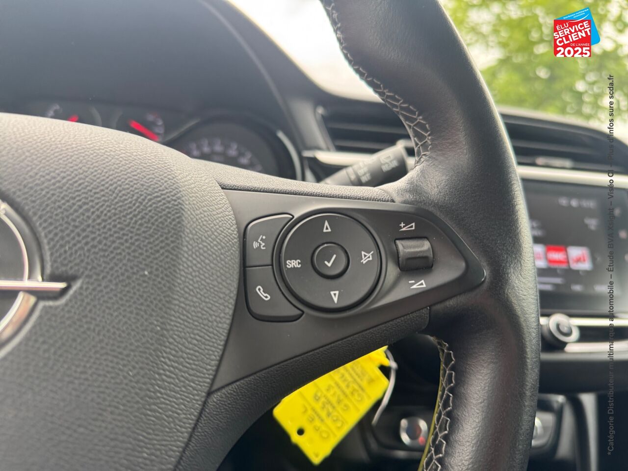 Véhicule d'occasion OPEL CORSA 1.2 75CH ELEGANCE BUSINESS chez Renault Saint-Louis