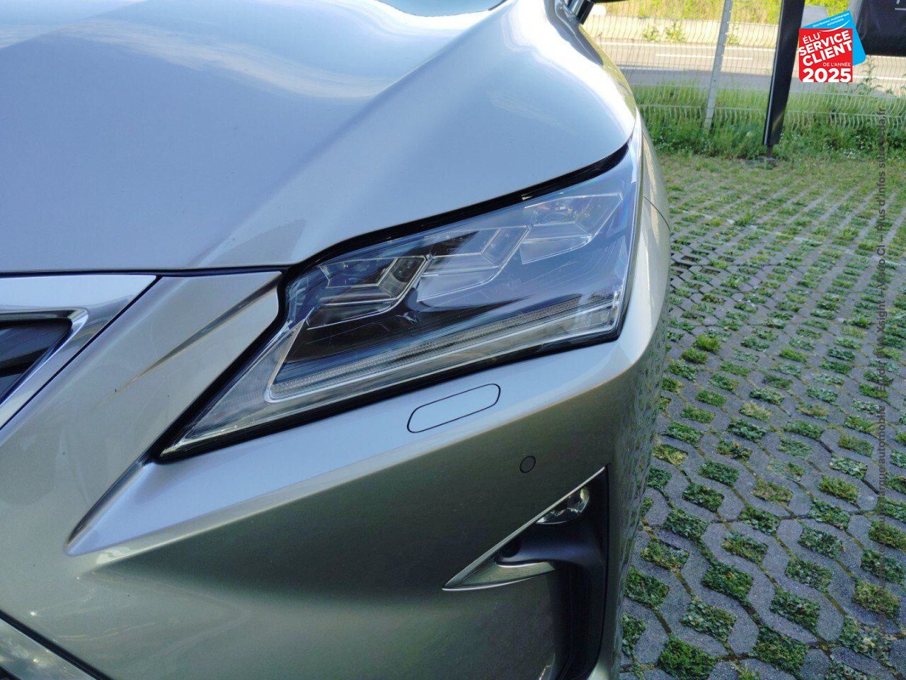 Véhicule d'occasion LEXUS RX 450H 4WD EXECUTIVE TOUVRANT SIEGES CHAUF/VENTIL/CUIR VOLANT CHAUF GPS CAMERA chez Toyota Thionville