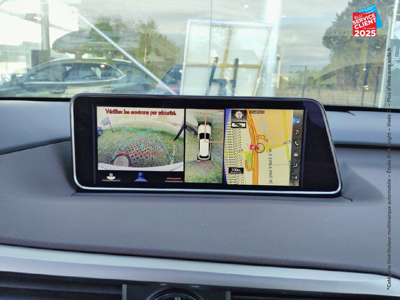 Véhicule d'occasion LEXUS RX 450H 4WD EXECUTIVE TOUVRANT SIEGES CHAUF/VENTIL/CUIR VOLANT CHAUF GPS CAMERA chez Toyota Thionville