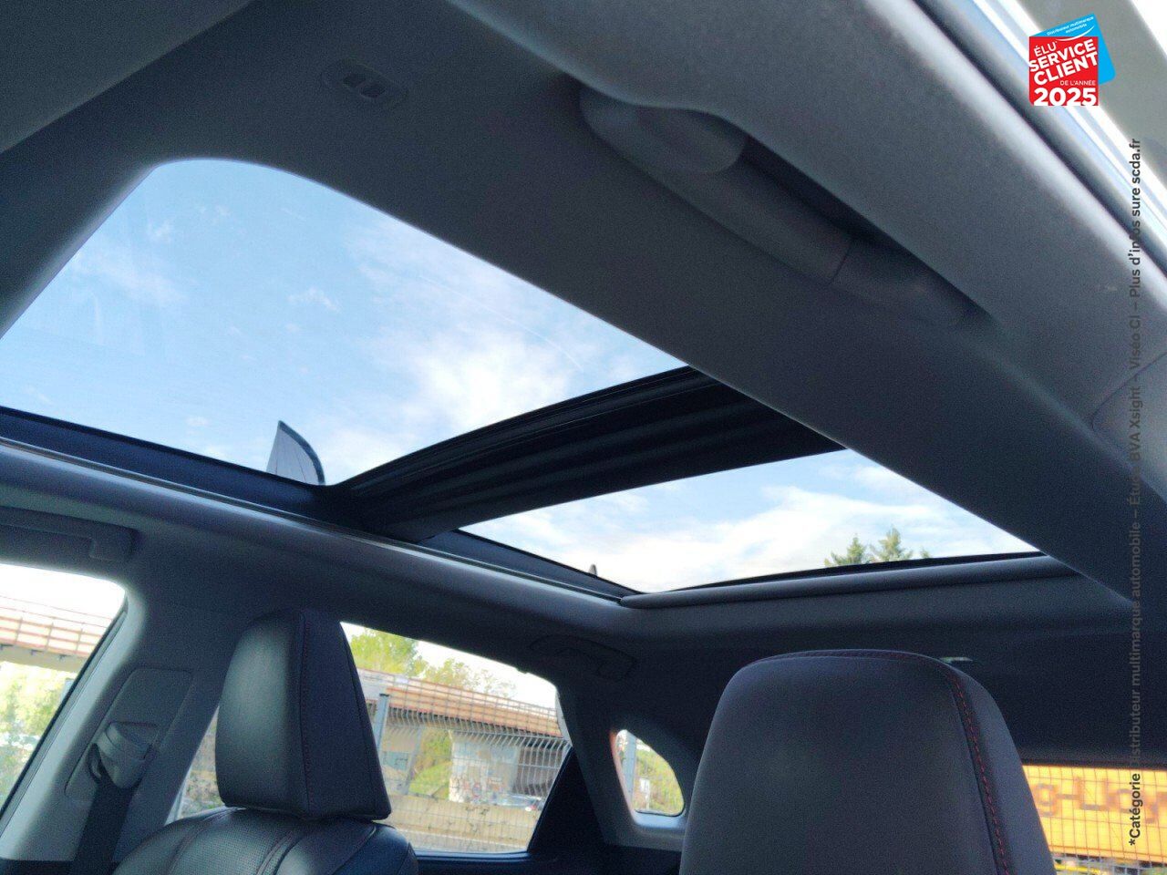 Véhicule d'occasion LEXUS RX 450H 4WD EXECUTIVE TOUVRANT SIEGES CHAUF/VENTIL/CUIR VOLANT CHAUF GPS CAMERA chez Toyota Thionville