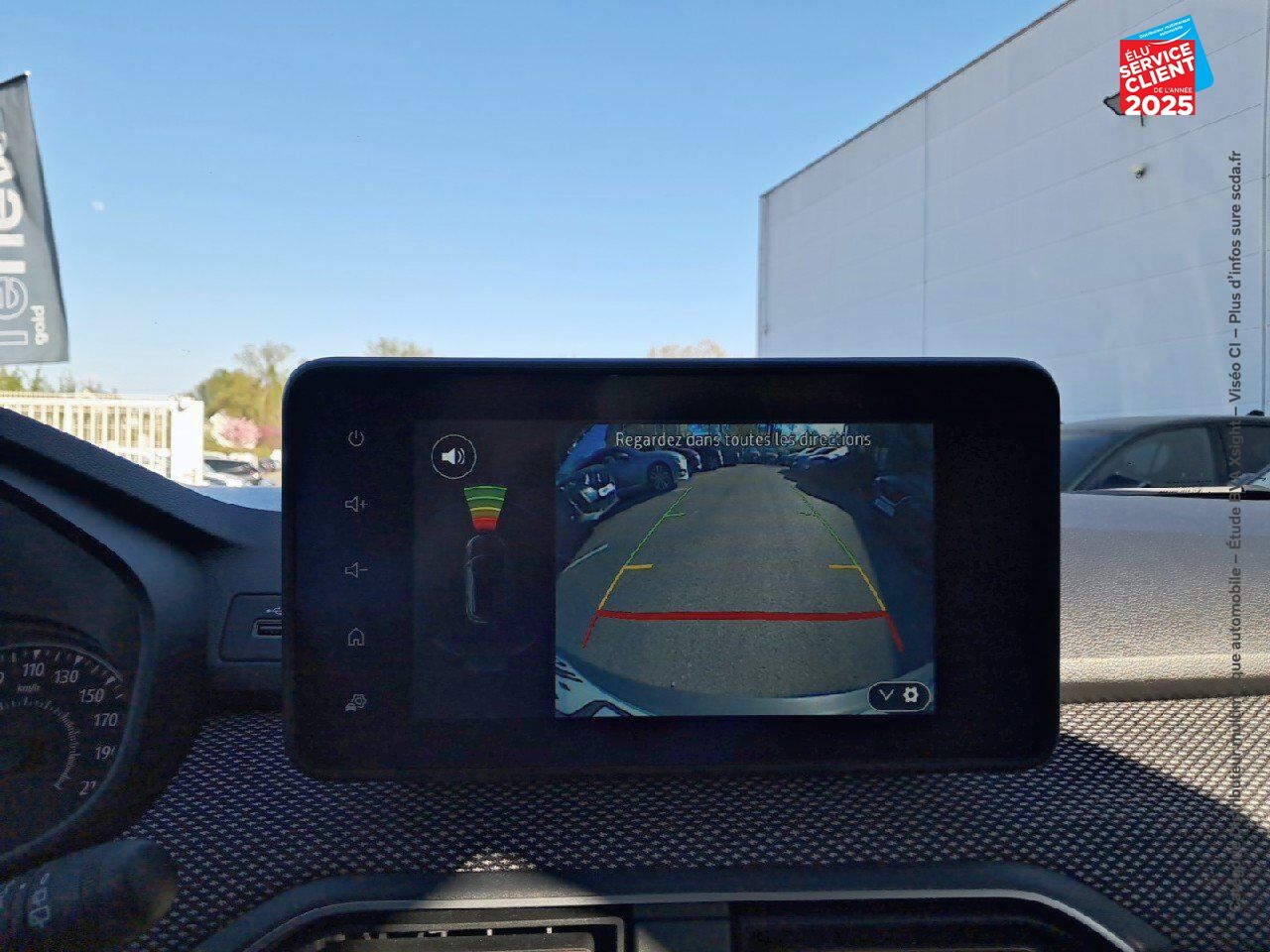 Véhicule d'occasion DACIA SANDERO 1.0 ECO-G 100CH STEPWAY EXPRESSION CAMERA RADAR AV AR chez Renault Colmar