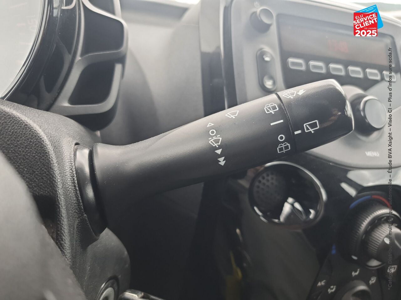 Véhicule d'occasion PEUGEOT 108 1.2 PURETECH STYLE 5P chez Dacia Strasbourg